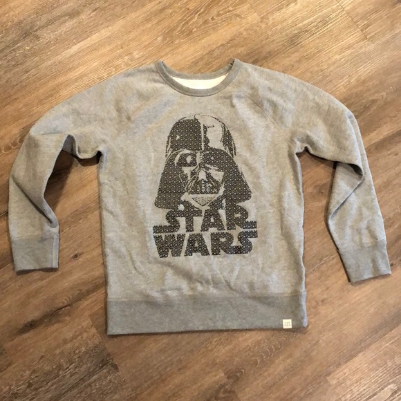 Star Wars Sweatshirt. - Picture 1 of 3